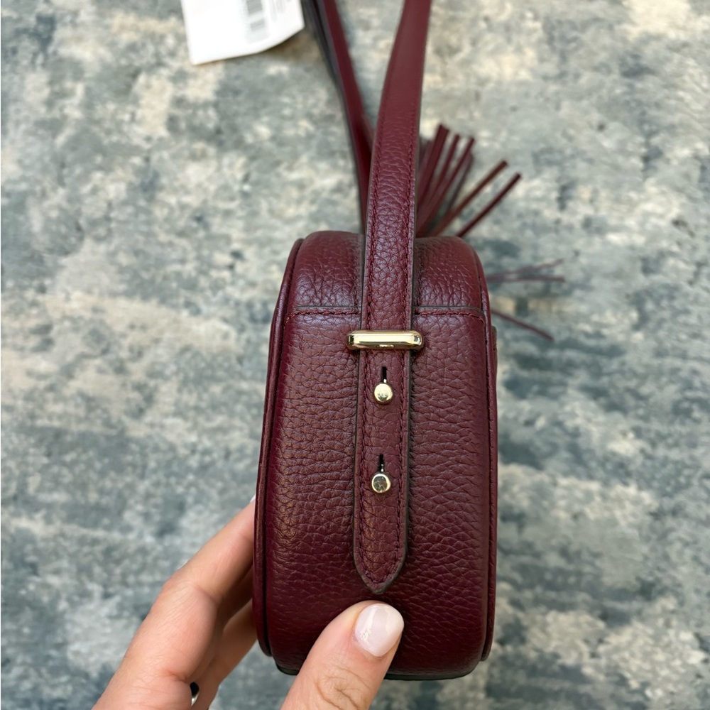 NWT! Kate Spade Kourtney Camera Bag Crossbody in Cherrywood - Picture 7 of 13